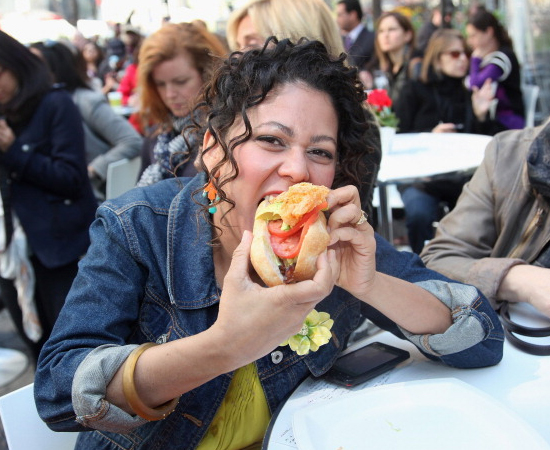 1 - Não coma muita comida de uma só vez.