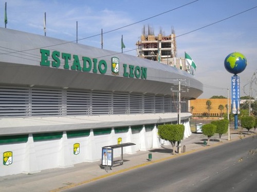 A Copa do Mundo de 1986 foi parar no México por acaso, já que problemas com a primeira sede, a Colômbia, forçaram o evento a mudar de local. Hoje, o México, que também recebeu a Copa de 1970, tem 120 milhões de habitantes e o 11° maior PIB do mundo. (Foto: Wikimedia Commons)