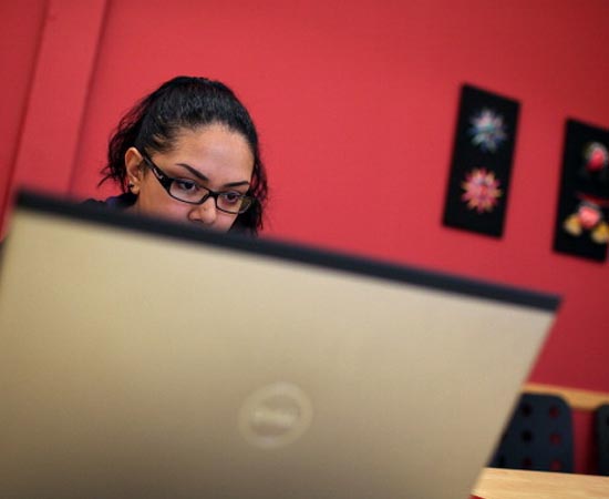 RELAÇÕES PÚBLICAS - É a promoção da boa imagem de empresas ou instituições perante o público interno e externo. RELAÇÕES PÚBLICAS - É a promoção da boa imagem de empresas ou instituições perante o público interno e externo.