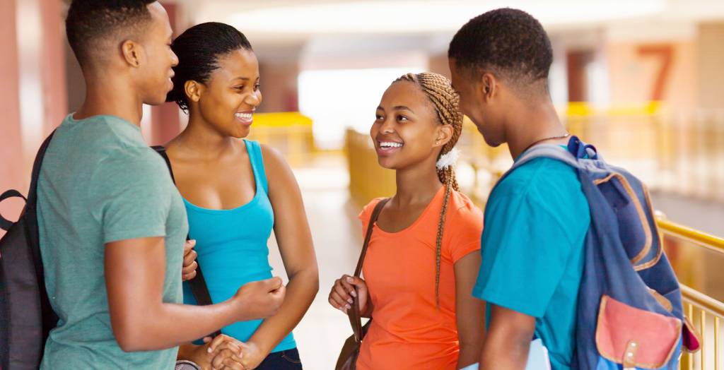 Número de imigrantes cresce 112% nas escolas brasileiras