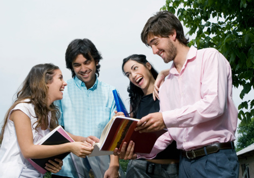 UFPR abre inscrições para cursos de pós-graduação gratuitos
