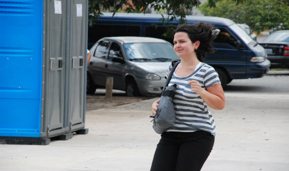 Candidata corre para entrar a tempo no prédio e fazer a prova da Fuvest