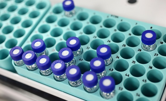 TERMOQUÍMICA | Reações químicas e trocas de calor ocorrem também com absorção ou liberação de água. (Imagem: Getty Images) TERMOQUÍMICA | Reações químicas e trocas de calor ocorrem também com absorção ou liberação de água. (Imagem: Getty Images)