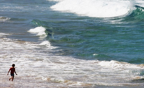 OCEANOS | Ainda em hidrografia, as características de cada um dos cinco oceanos e as correntes marítimas que influenciam o clima de cada um dos continentes (lembre-se, sempre focado no Brasil). Fenômenos como tsunamis, maremotos e o El Niño também são importantes. (Imagem: Getty Images)