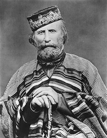 Dentre os líderes do movimento, ganhou fama o italiano Giuseppe Garibaldi, mais tarde apelidado de herói de dois mundos, por seu envolvimento em lutas nas Américas e na Europa. Cerca de 100 mil homens se envolveram na Guerra dos Farrapos, entre separatistas e soldados do Império. Dentre os líderes do movimento, ganhou fama o italiano Giuseppe Garibaldi, mais tarde apelidado de herói de dois mundos, por seu envolvimento em lutas nas Américas e na Europa. Cerca de 100 mil homens se envolveram na Guerra dos Farrapos, entre separatistas e soldados do Império.