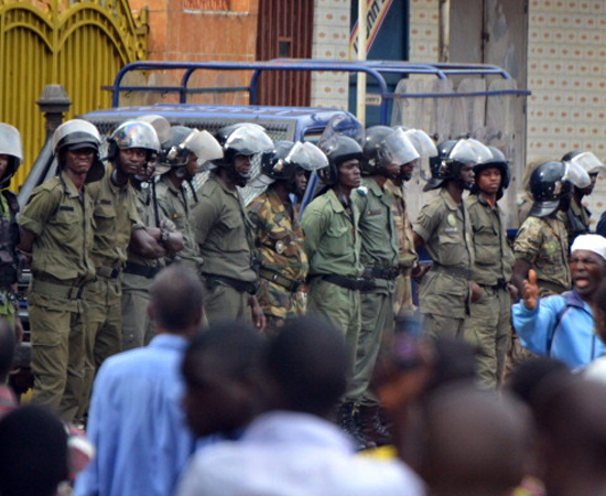 178ª posição - GUINÉ (0,344). A população deste país do leste africano sofre com um governo militar autoritário, conflitos com países vizinhos, e falta de investimentos em educação, saneamento básico e infraestrutura.