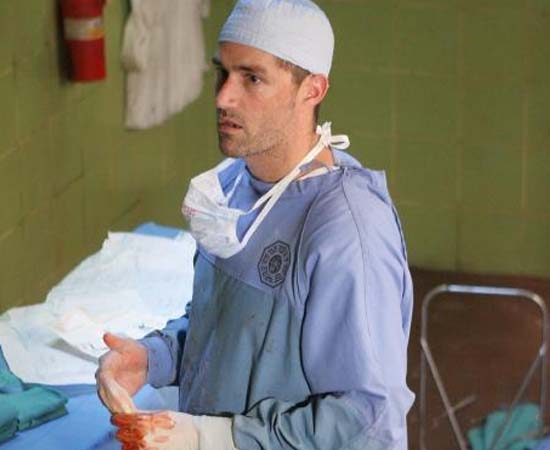 Dr. Jack Shephard da série Lost. Dr. Jack Shephard da série Lost.