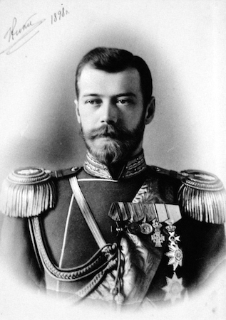 Foi o último imperador da Rússia e o responsável pela entrada do país na Primeira Guerra Mundial. A decisão se mostrou desastrosa para o império e foi uma das causas da Revolução Russa de 1917. (Foto: Wikimedia Commons) Foi o último imperador da Rússia e o responsável pela entrada do país na Primeira Guerra Mundial. A decisão se mostrou desastrosa para o império e foi uma das causas da Revolução Russa de 1917. (Foto: Wikimedia Commons)