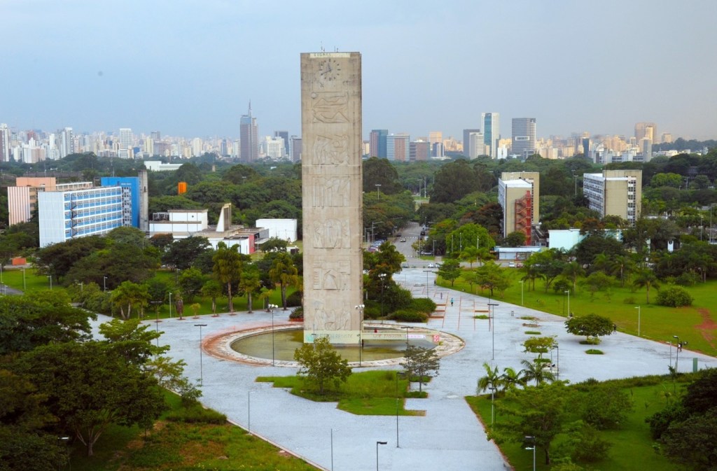 Praça do relógio