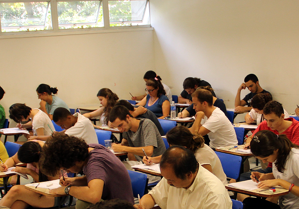 Primeira fase da Unesp de meio de ano acontece neste domingo (13)