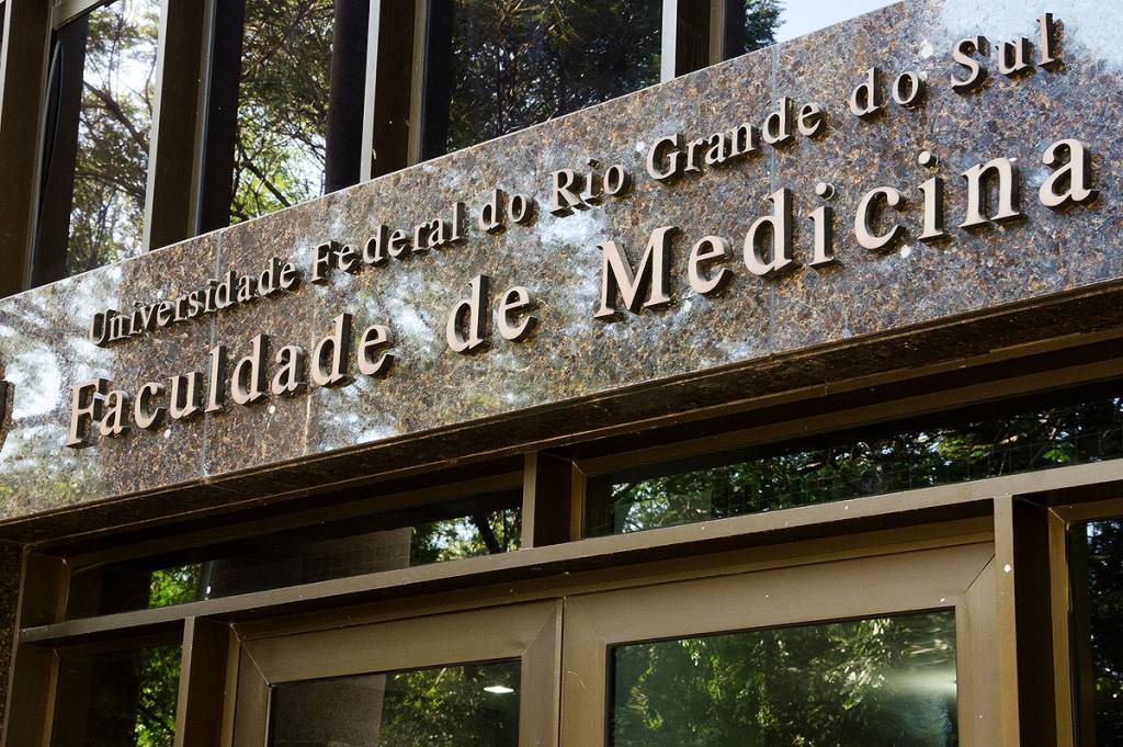 UFRGS deixará de usar a nota do Enem no vestibular