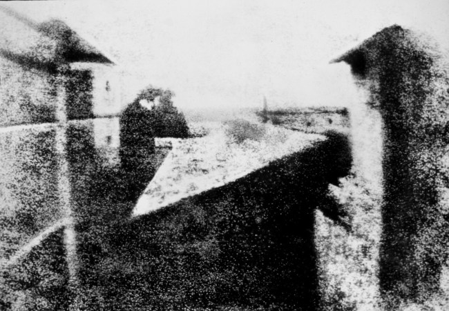 view_from_the_window_at_le_gras_joseph_nicephore_niepce view_from_the_window_at_le_gras_joseph_nicephore_niepce