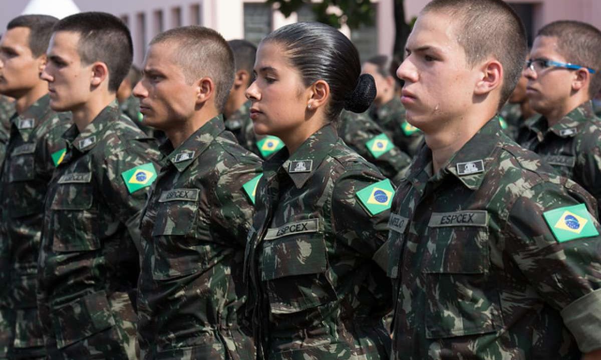 Escola de cadetes no exército