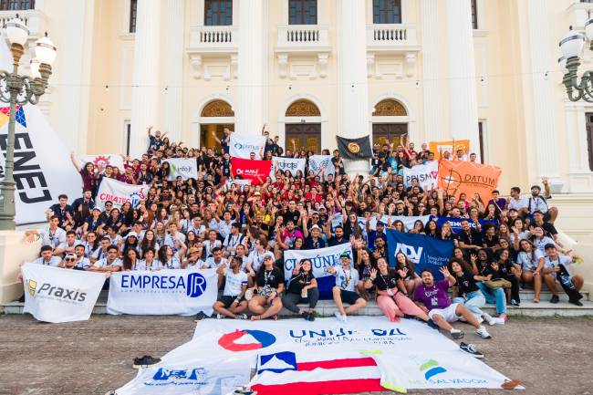Alunos reunidos no ENEJ 2022