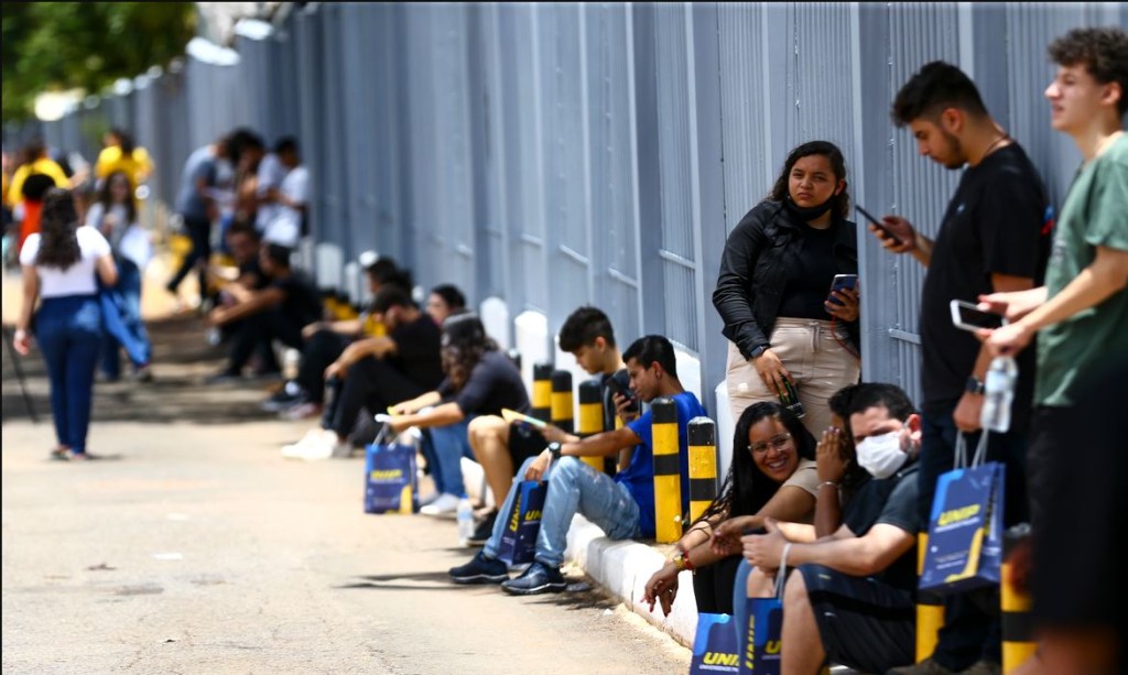 Reaplicação do Enem 2023: prazo para pedidos foi estendido. Confira aqui