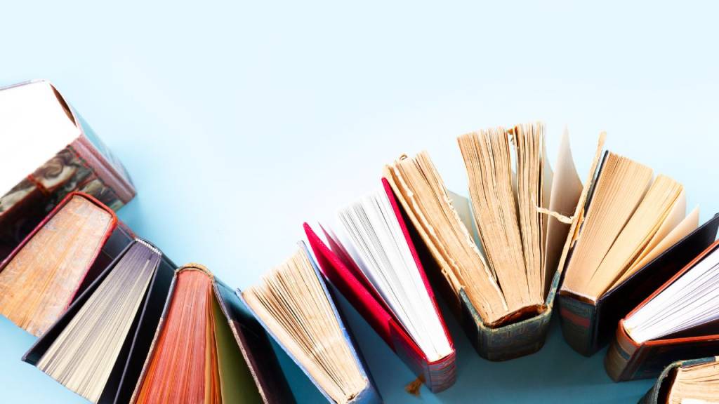 Confira a lista de livros obrigatórios da UFSC 2026