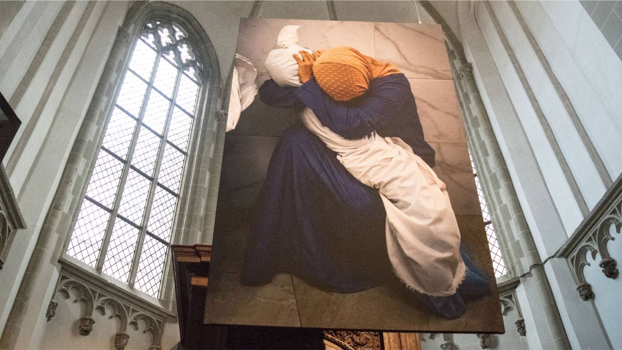 Foto do ano do World Press Photo 2024, em exibição na Holanda